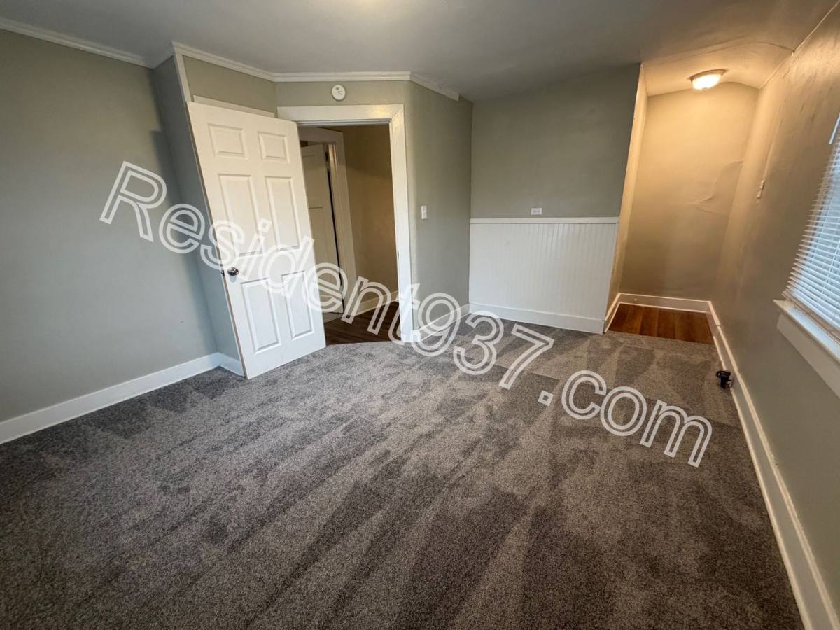 House for rent at 1520 S Smithville, Dayton, OH 45410
