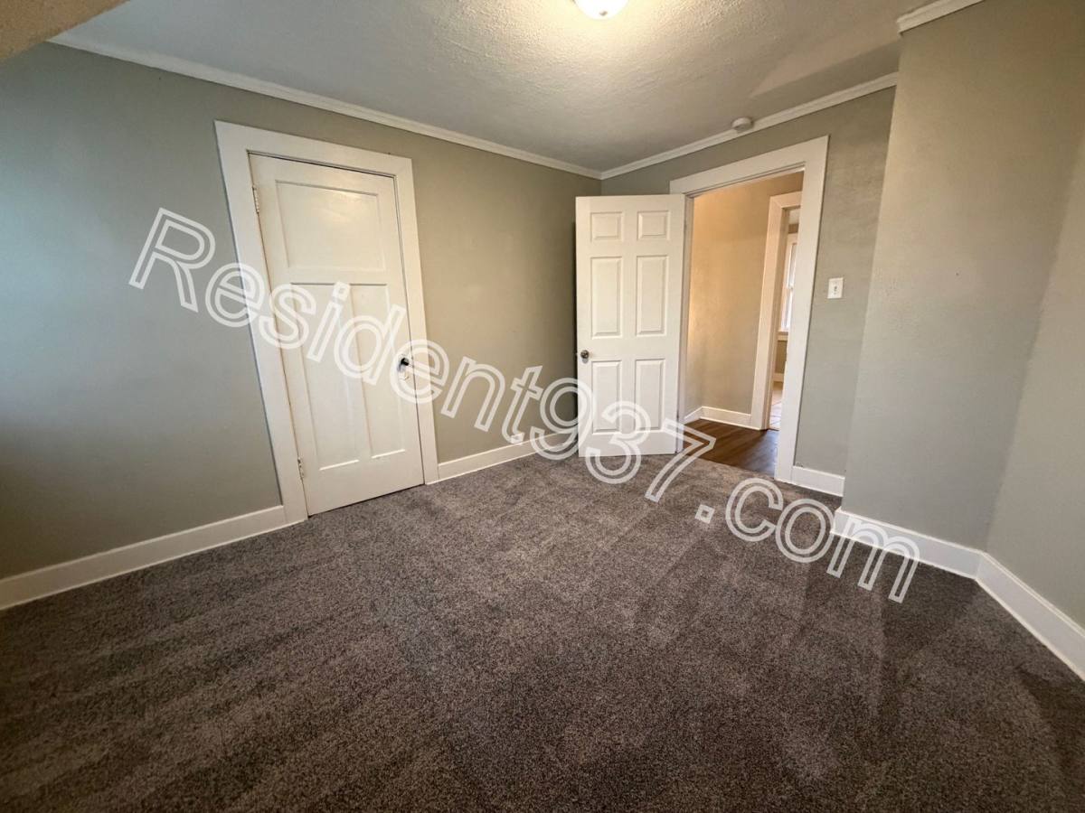 House for rent at 1520 S Smithville, Dayton, OH 45410