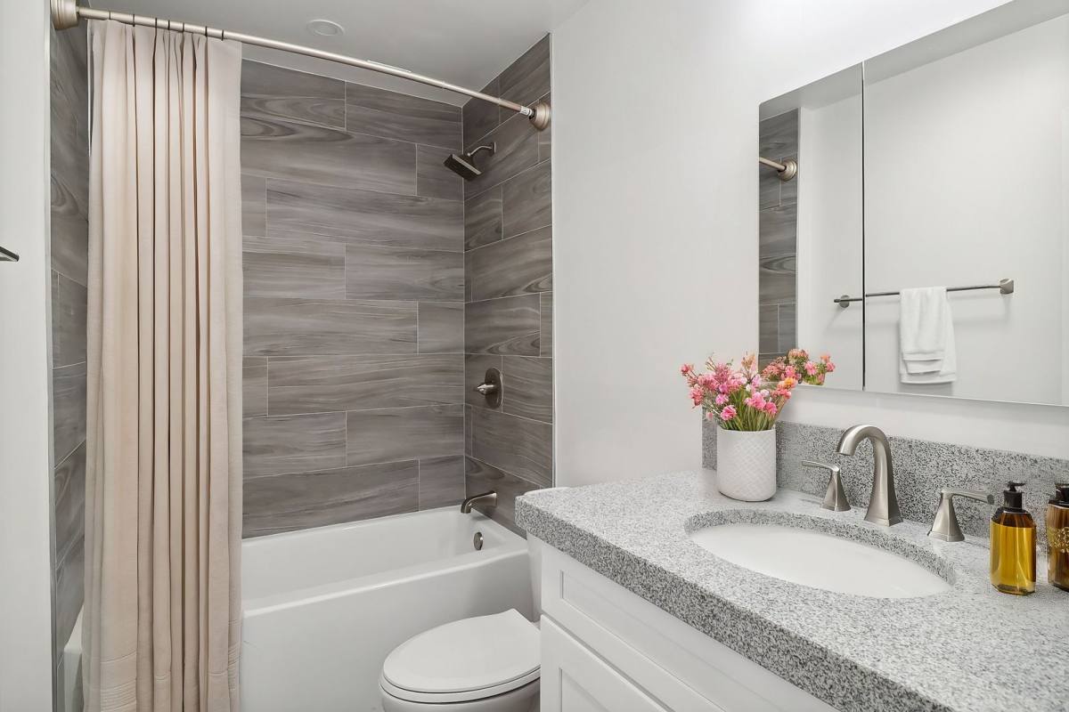 Apartment for rent at 458 Ballantyne St, El Cajon, CA 92020