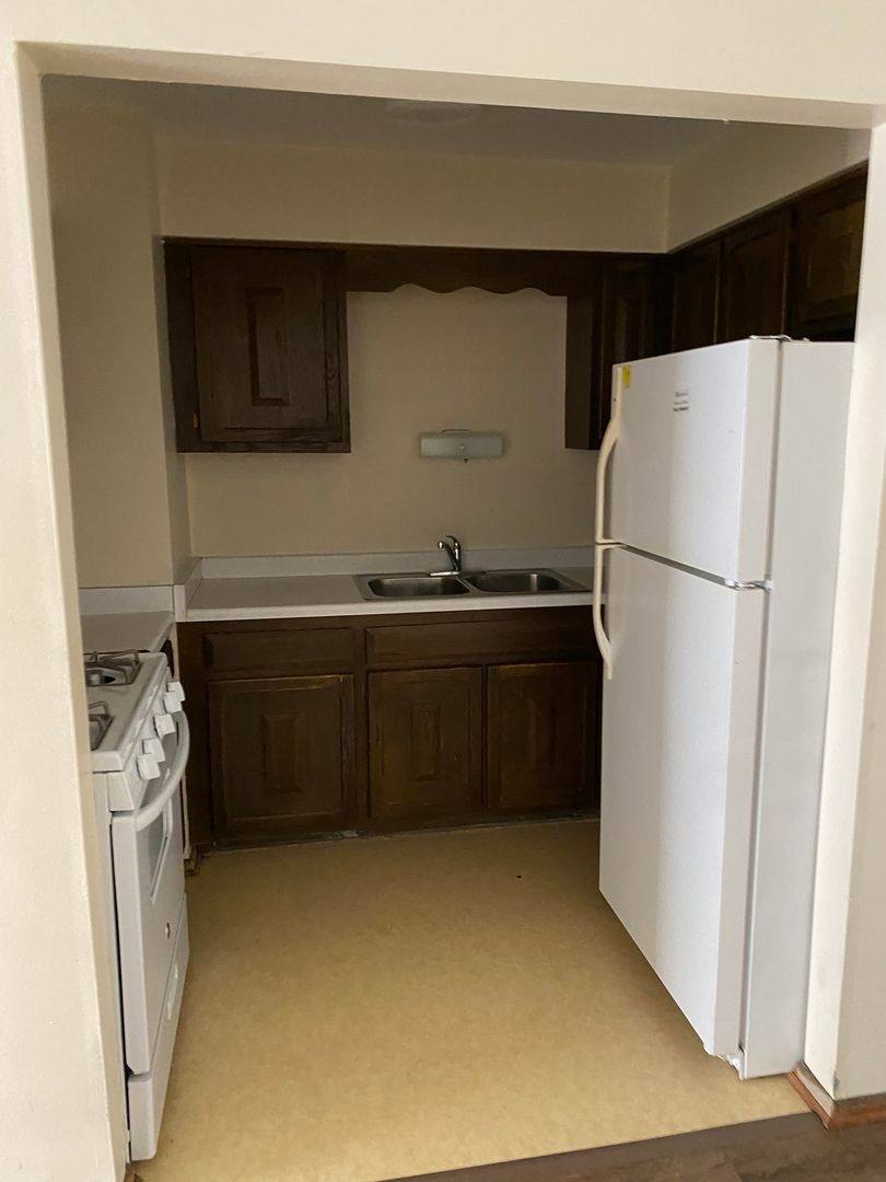 Apartment for rent at 2801 W Custer Ave, Milwaukee, WI 53209