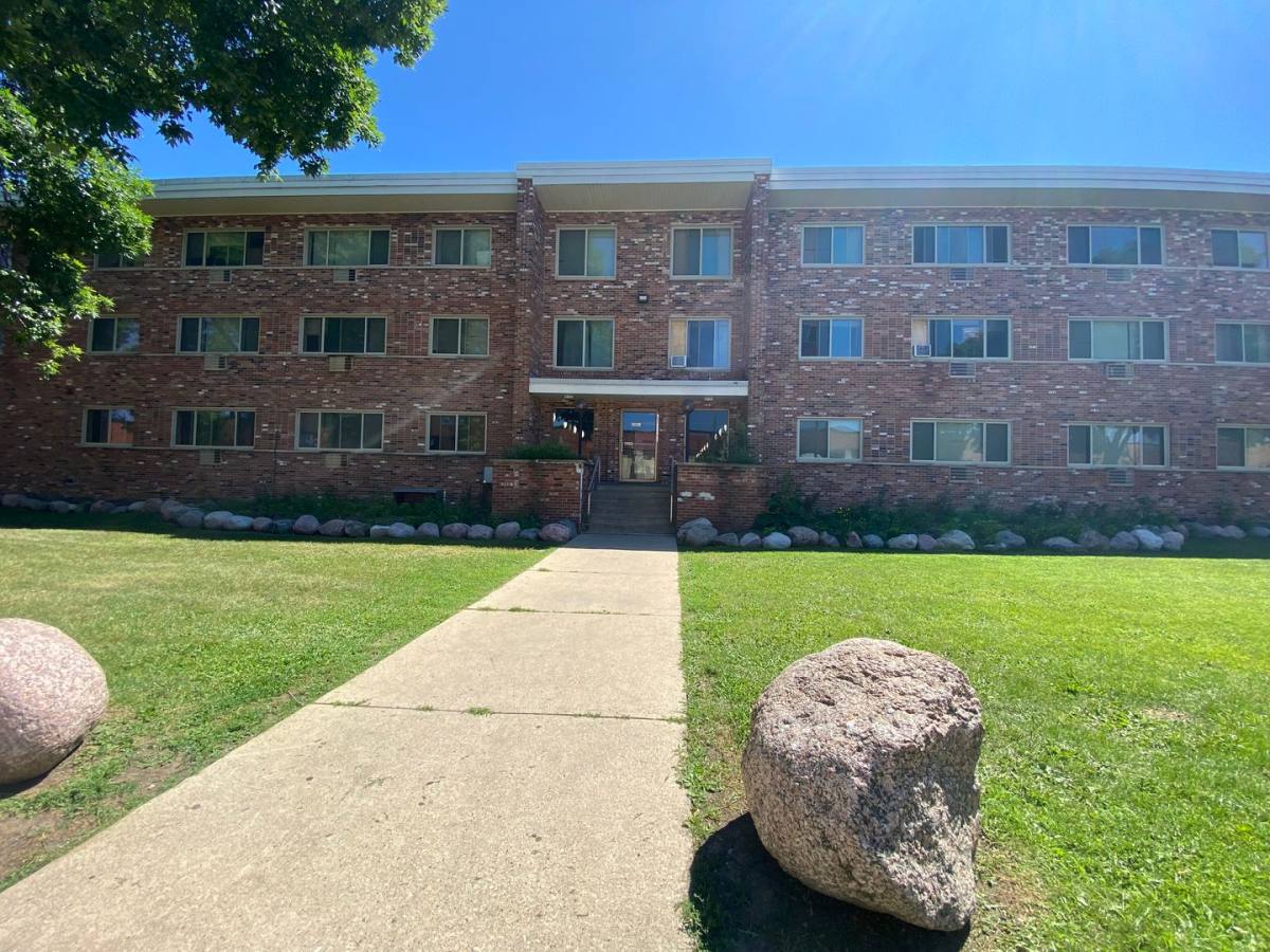Apartment for rent at 2801 W Custer Ave, Milwaukee, WI 53209