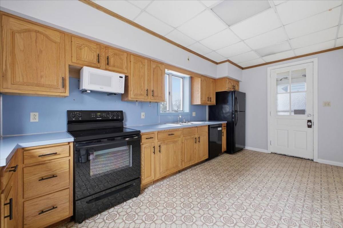 House for rent at 1229 Main St, Northampton, PA 18067