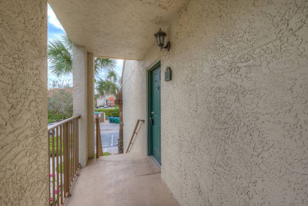 Apartment for rent at 13545 Eagle Ridge Dr, Fort Myers, FL 33912