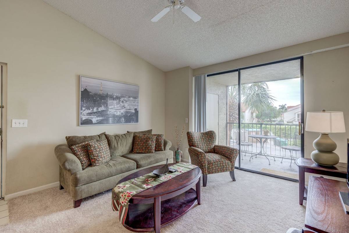 Apartment for rent at 13545 Eagle Ridge Dr, Fort Myers, FL 33912