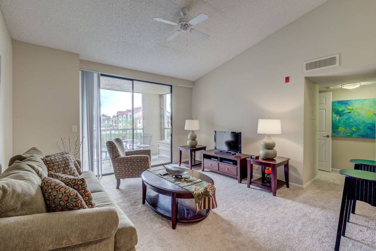 Apartment for rent at 13545 Eagle Ridge Dr, Fort Myers, FL 33912