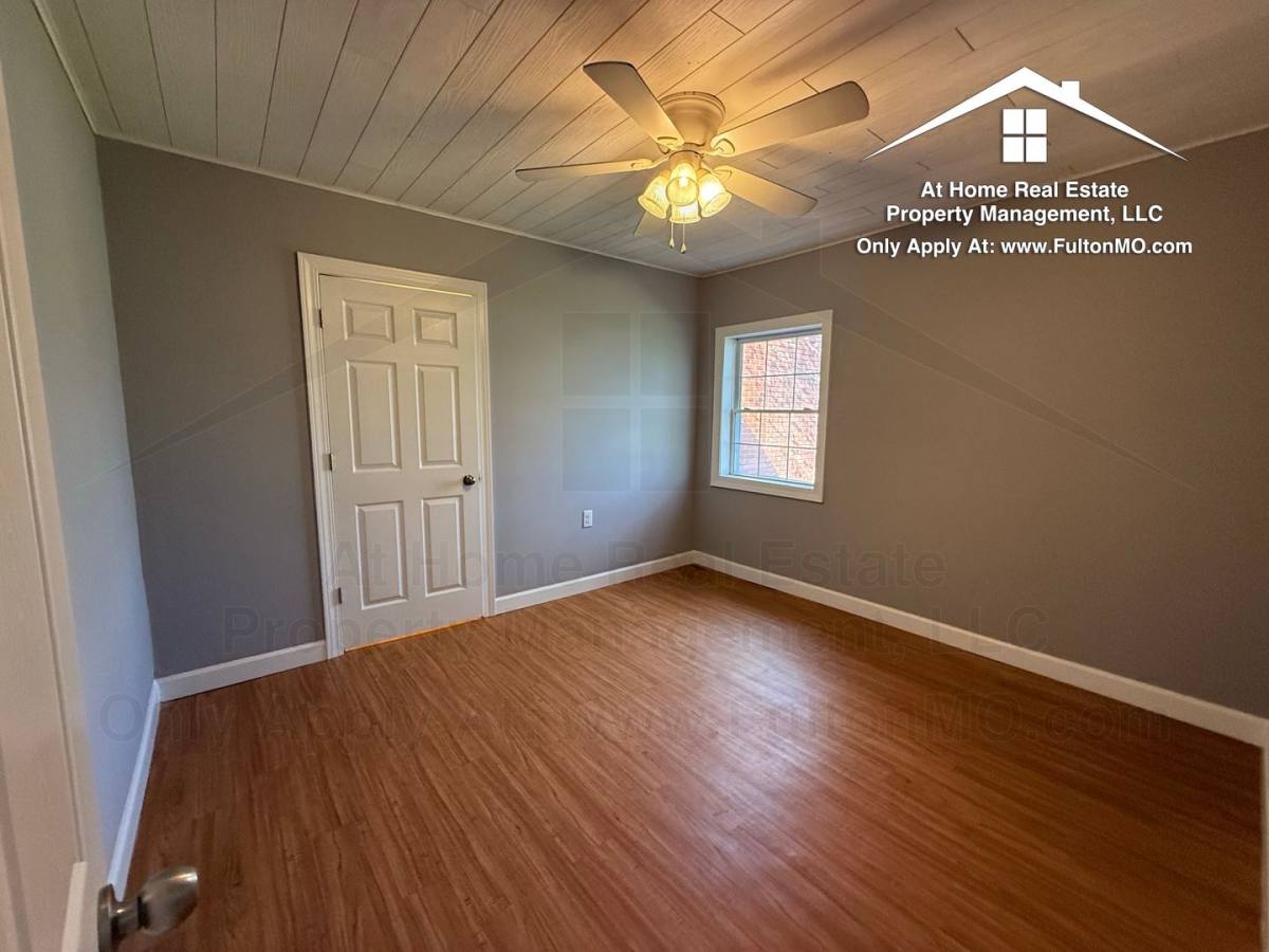 Apartment for rent at 800 Churchill Rd, Fulton, MO 65251