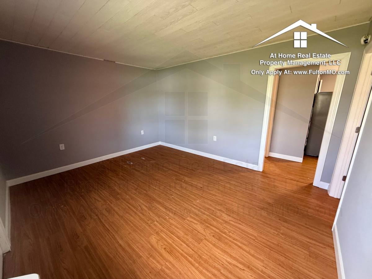 Apartment for rent at 800 Churchill Rd, Fulton, MO 65251