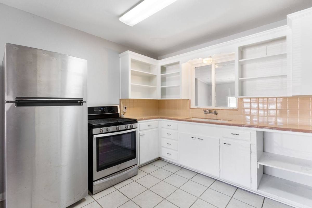 House for rent at 210 Dryden, San Antonio, TX 78213