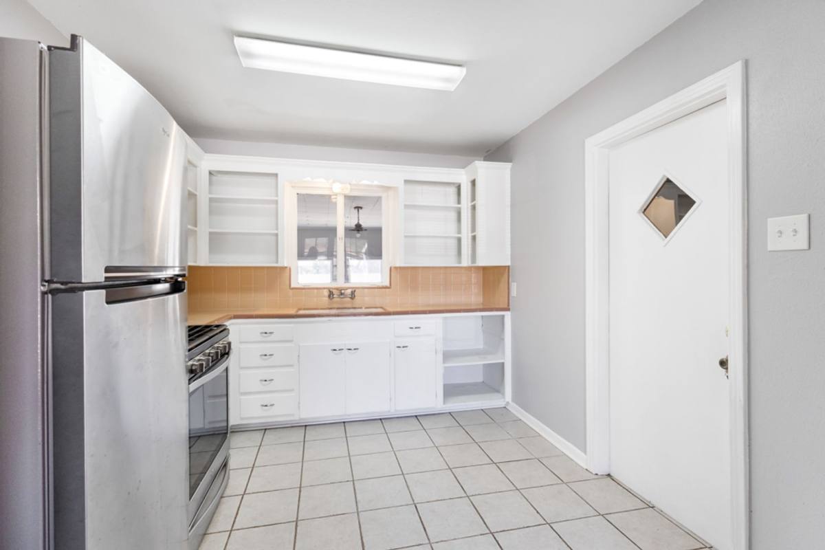 House for rent at 210 Dryden, San Antonio, TX 78213