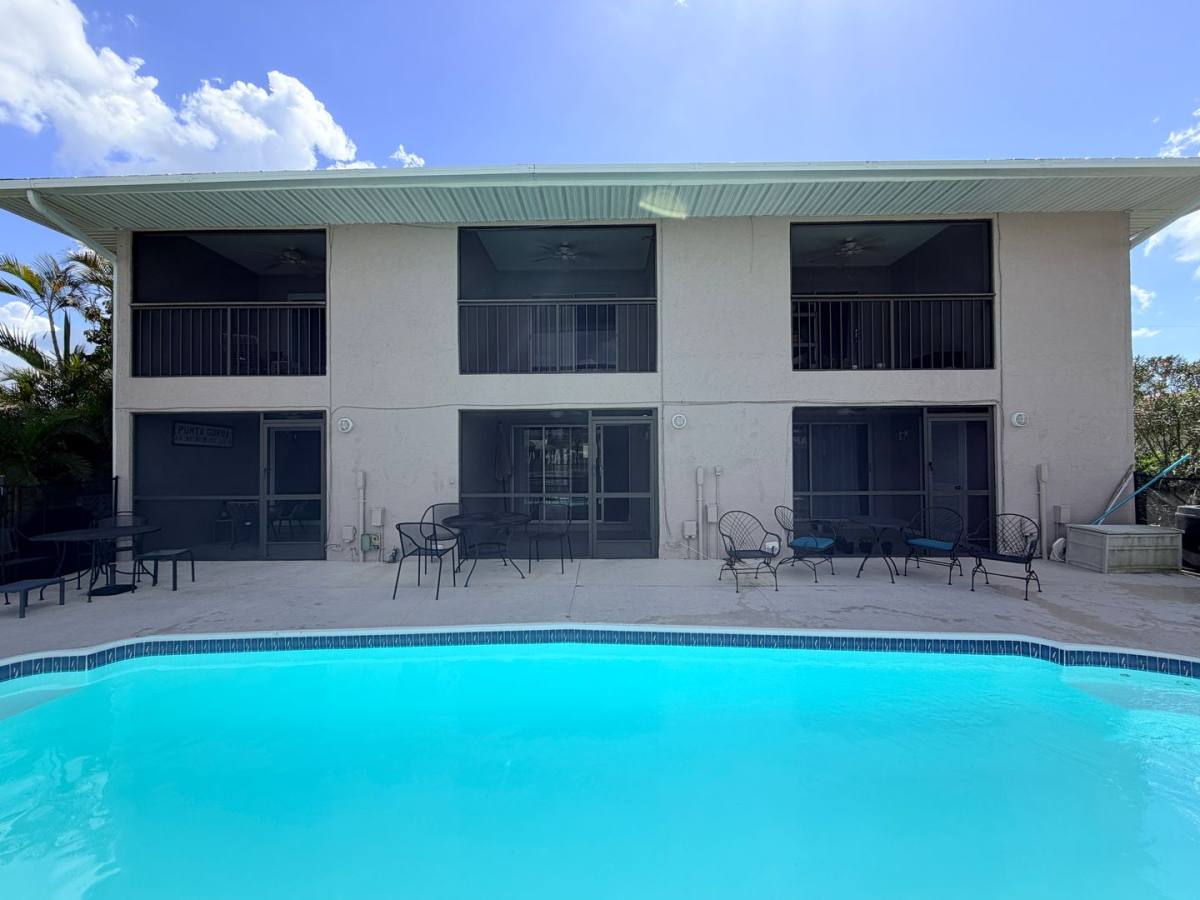 Townhouse for rent at 920 Conecta Dr, Punta Gorda, FL 33950