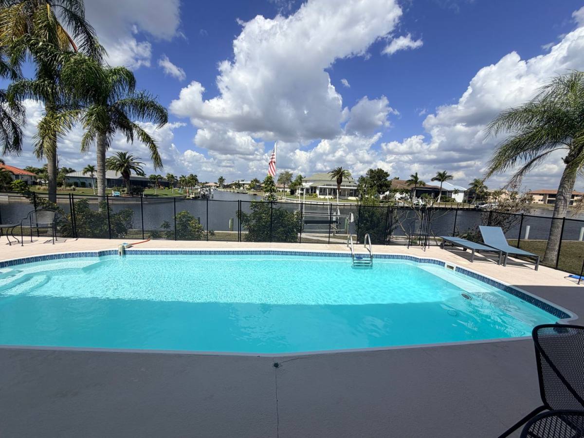 Townhouse for rent at 920 Conecta Dr, Punta Gorda, FL 33950