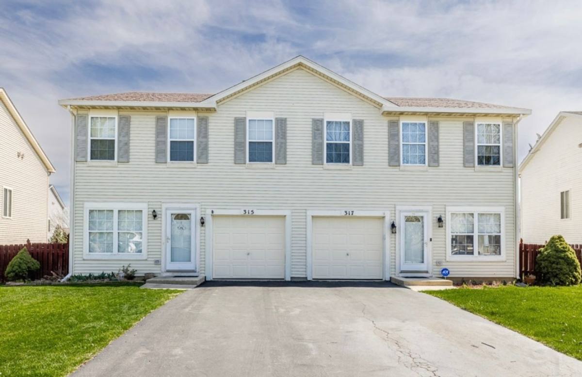House for rent at 315 Richmond Dr, Romeoville, IL 60446