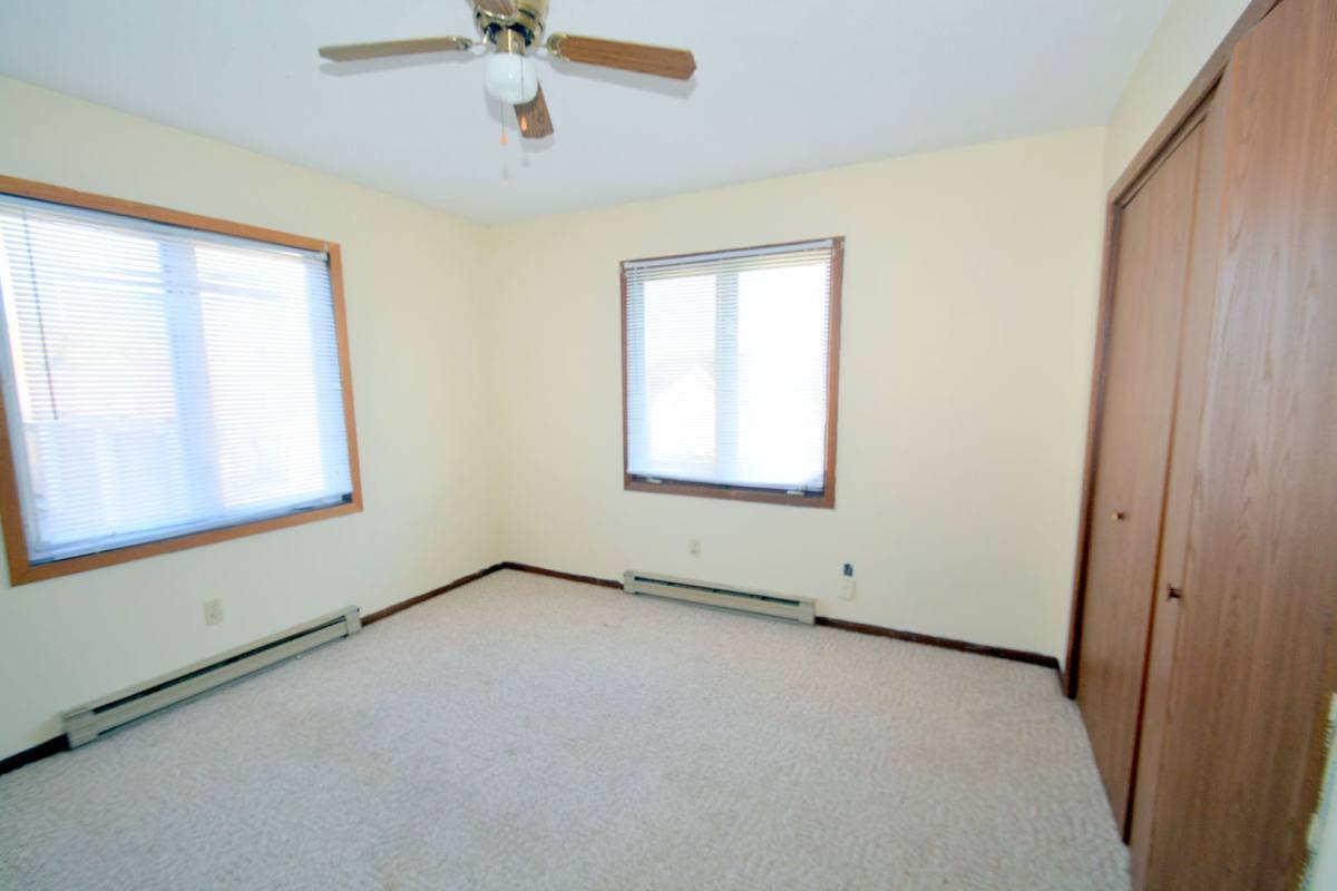Apartment for rent at 3602 River Rd, Sterling, IL 61081