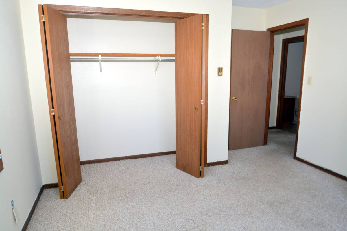 Apartment for rent at 3602 River Rd, Sterling, IL 61081
