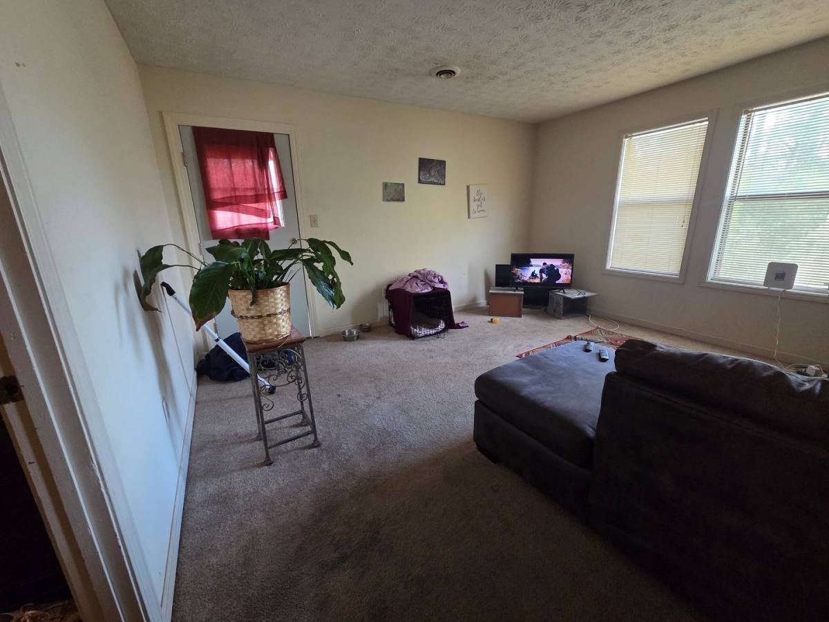 Apartment for rent at 109 Howell Way, Athens, GA 30606