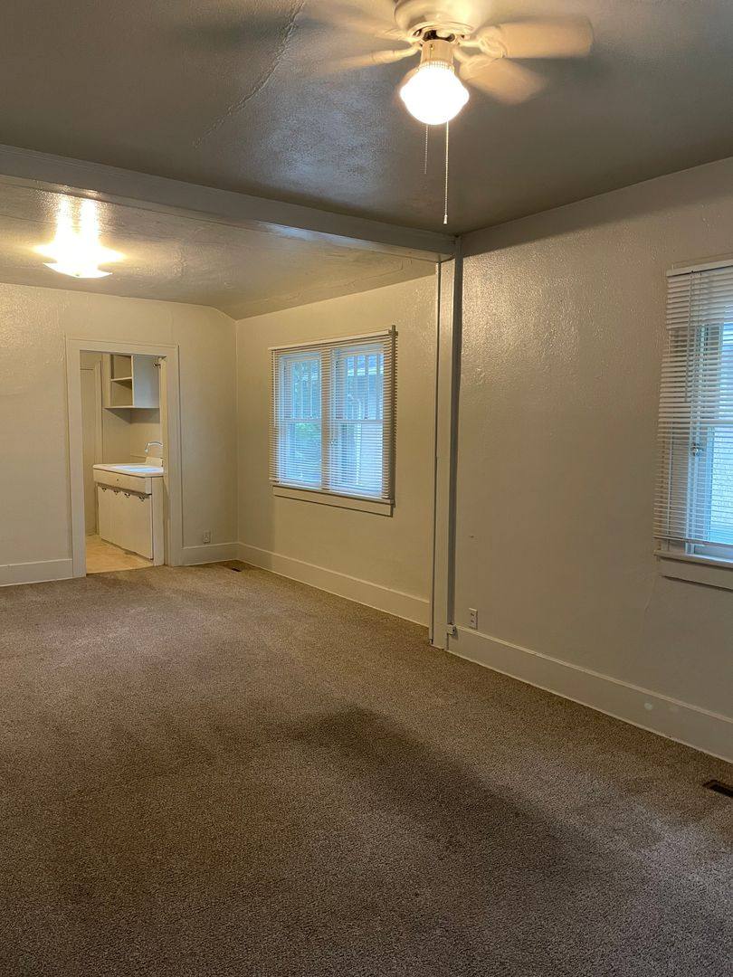 Townhouse for rent at 618 S Whitcomb St, Fort Collins, CO 80521