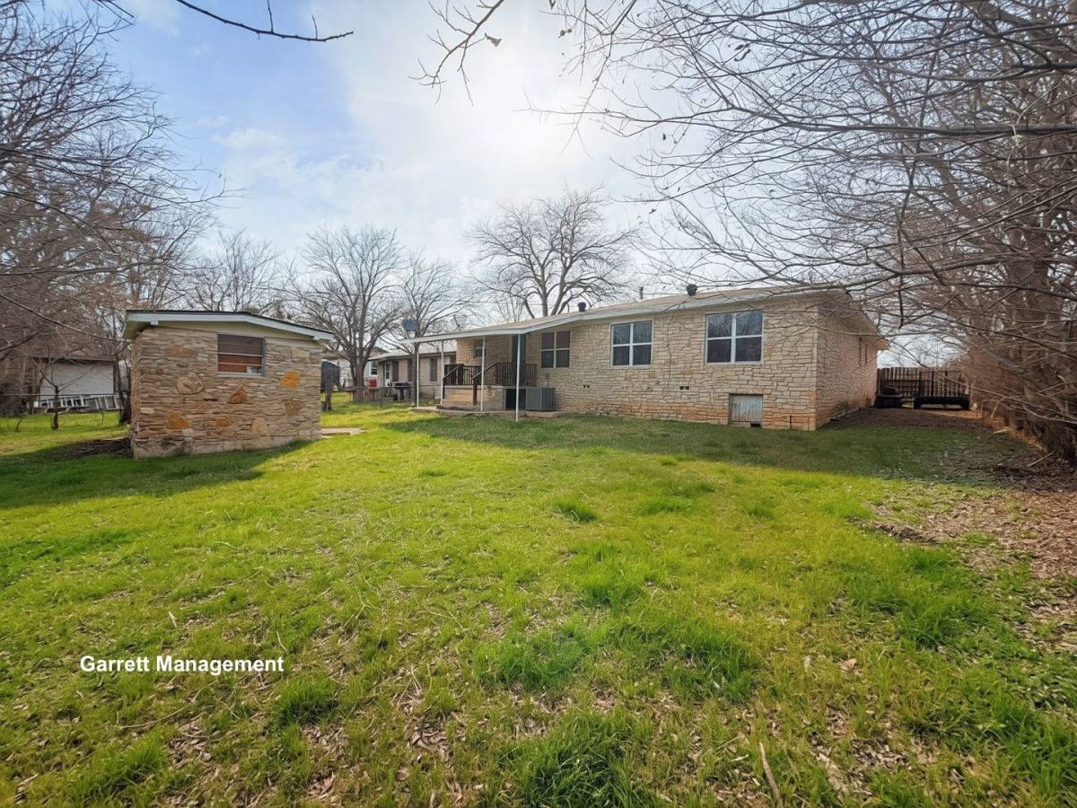 House for rent at 1114 Nix Rd, Lampasas, TX 76550