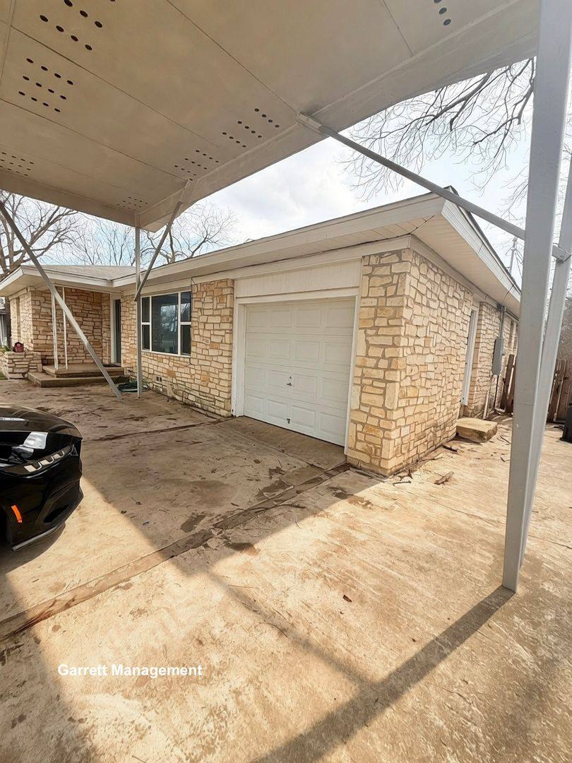 House for rent at 1114 Nix Rd, Lampasas, TX 76550