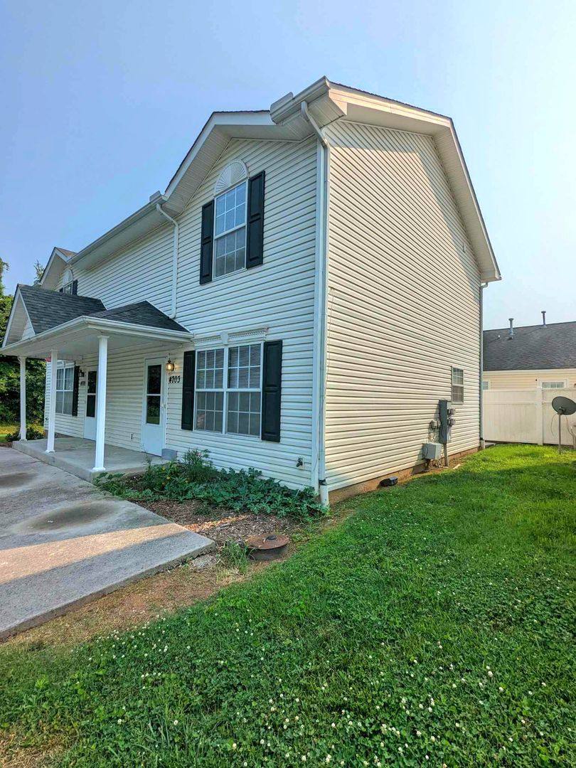 Condo for rent at 4703 Scepter Way, Knoxville, TN 37912