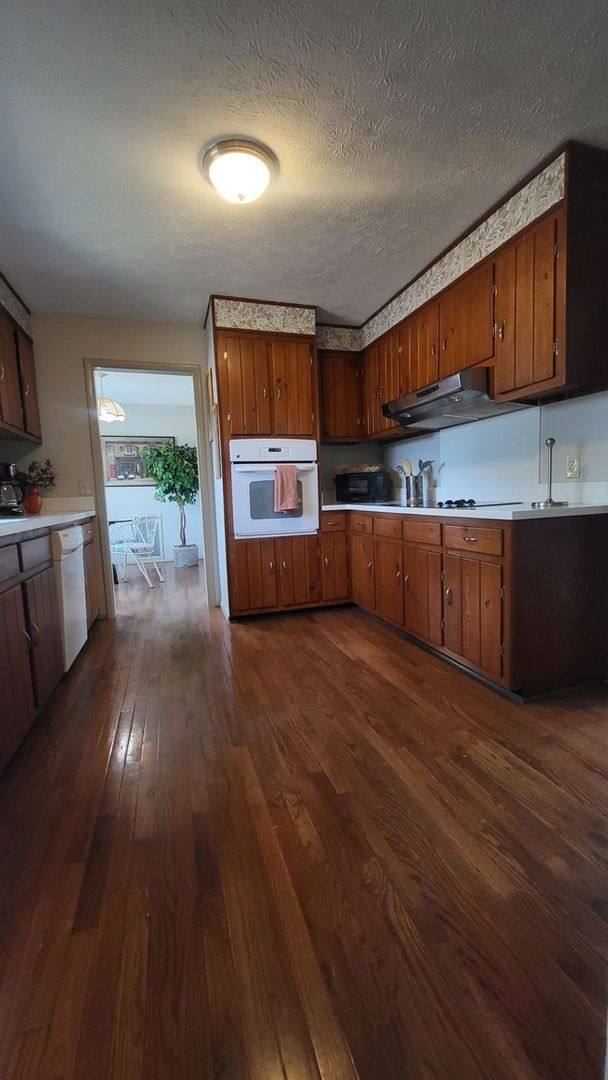 House for rent at 1444 Ben T Johns Rd, Alvaton, KY 42122