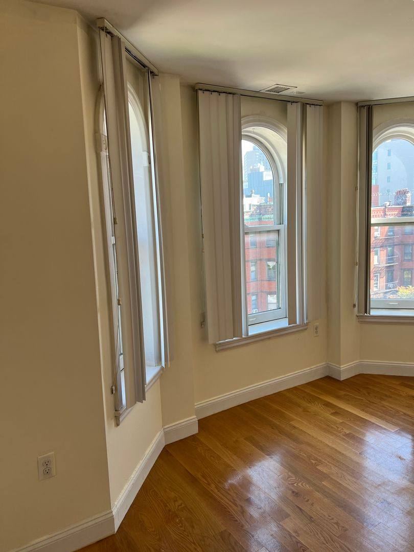 Apartment for rent at 90B Westland Ave, Boston, MA 02115