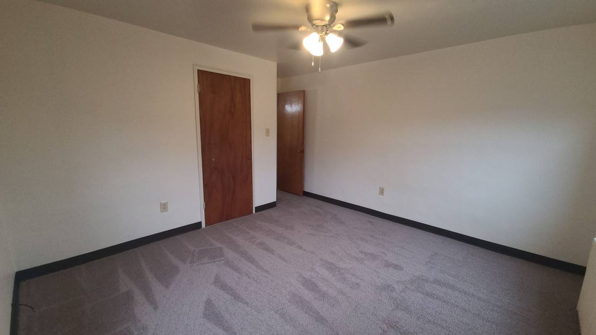Apartment for rent at 135 Abbeyville Rd, Pittsburgh, PA 15228