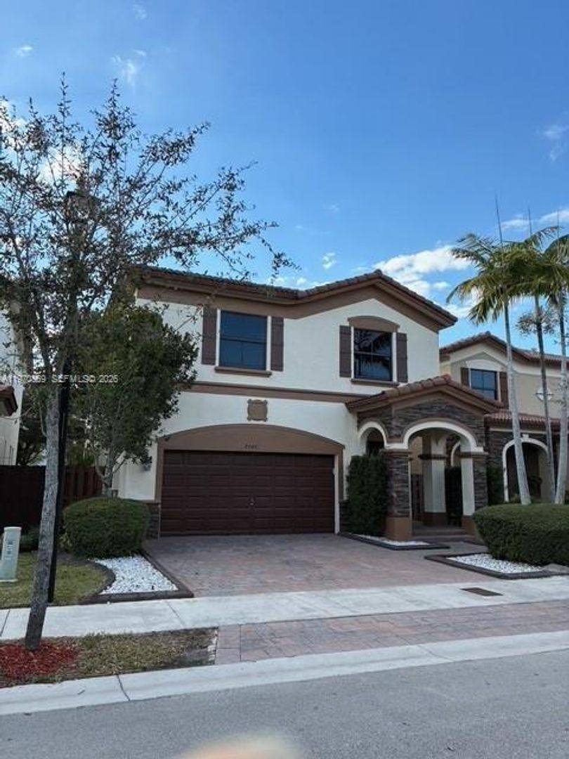 House for rent at 8848 NW 101st Place, Miami, FL 33178