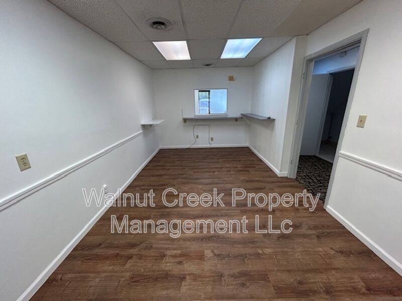 Apartment for rent at 4642 Oberlin Ave #102, Lorain, OH 44053