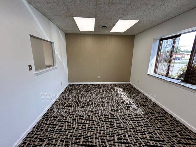 Apartment for rent at 4642 Oberlin Ave #102, Lorain, OH 44053
