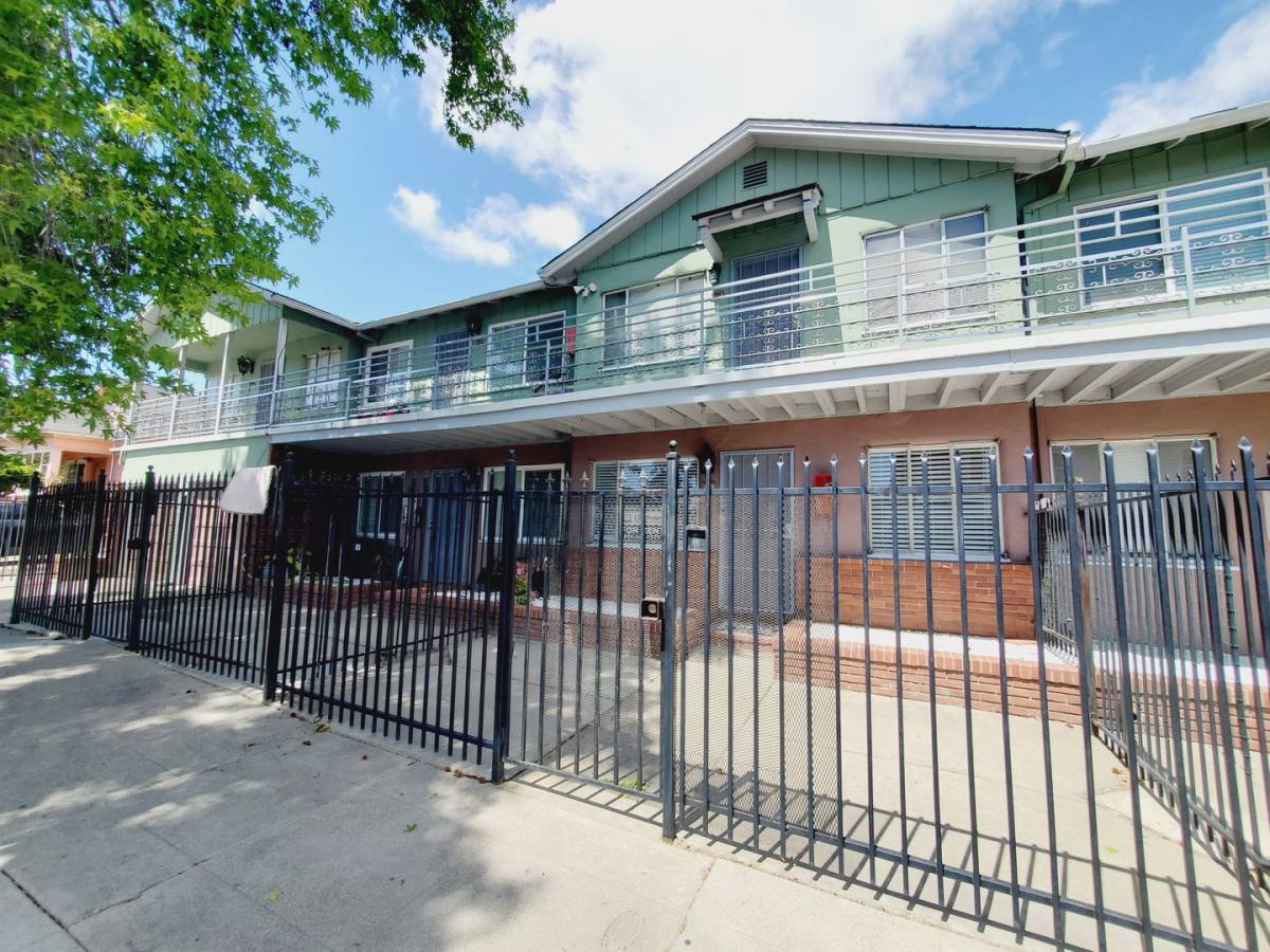 Apartment for rent at 3126 Ashbrook Court, Oakland, CA 94601