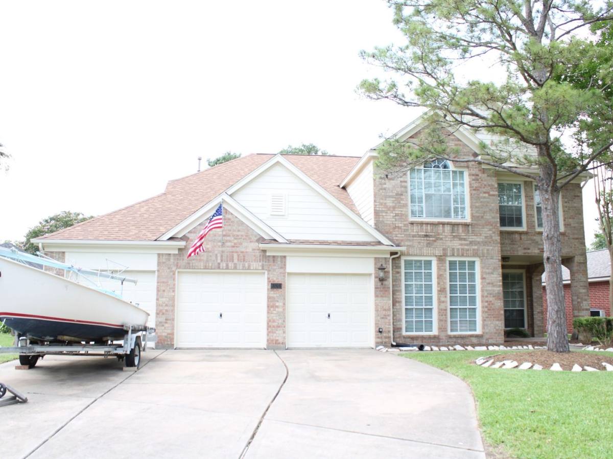 House for rent at 3204 Coral Ridge Dr, League City, TX 77573