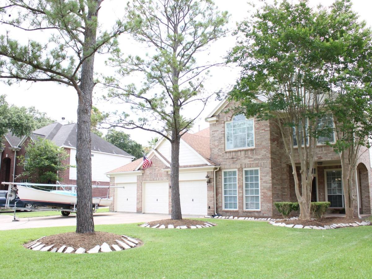 House for rent at 3204 Coral Ridge Dr, League City, TX 77573