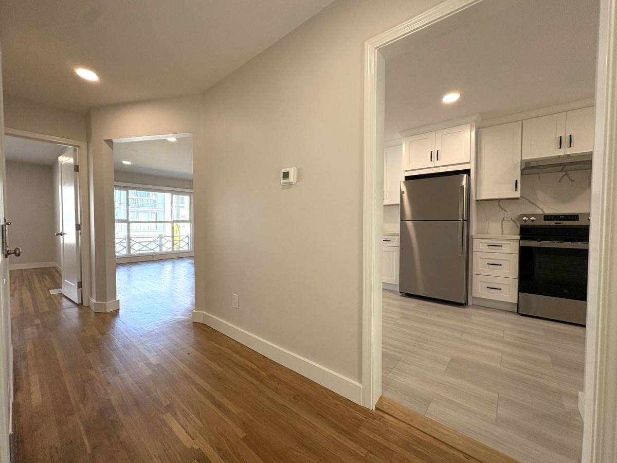 Apartment for rent at 1327-1329 Judah St, San Francisco, CA 94122