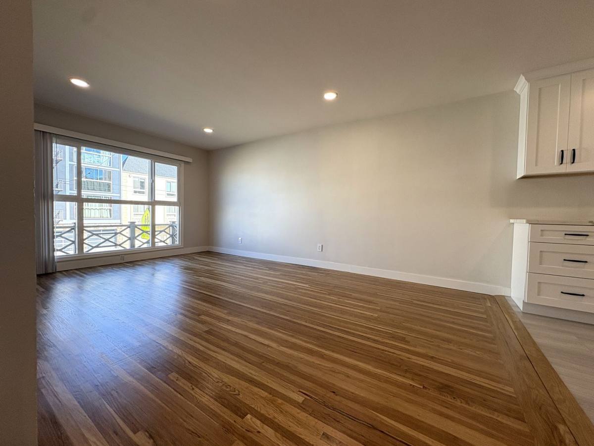 Apartment for rent at 1327-1329 Judah St, San Francisco, CA 94122