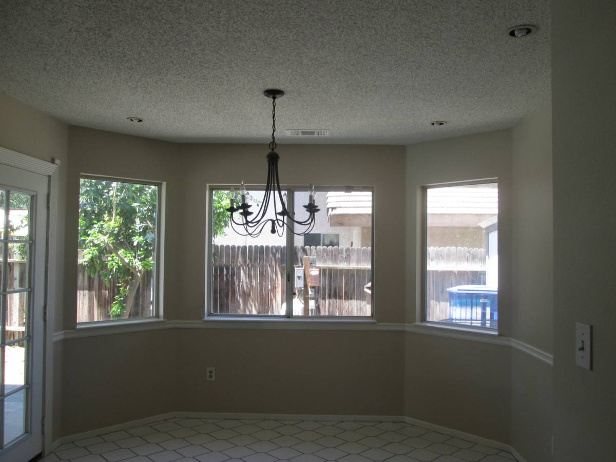 House for rent at 3615 Abbott Dr, Bakersfield, CA 93312