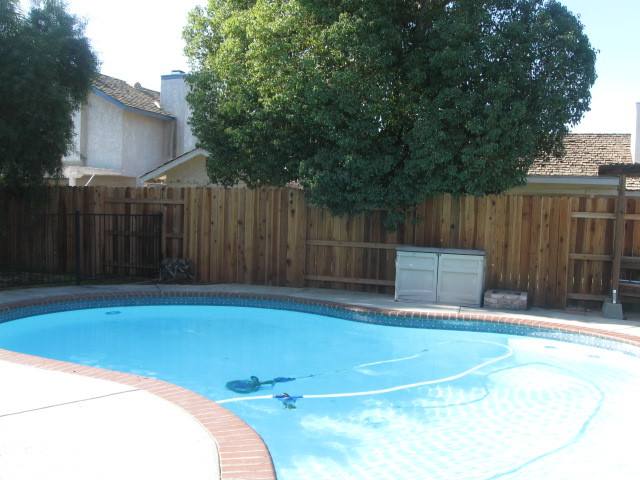House for rent at 3615 Abbott Dr, Bakersfield, CA 93312