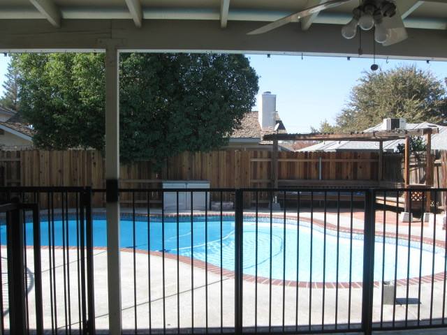 House for rent at 3615 Abbott Dr, Bakersfield, CA 93312