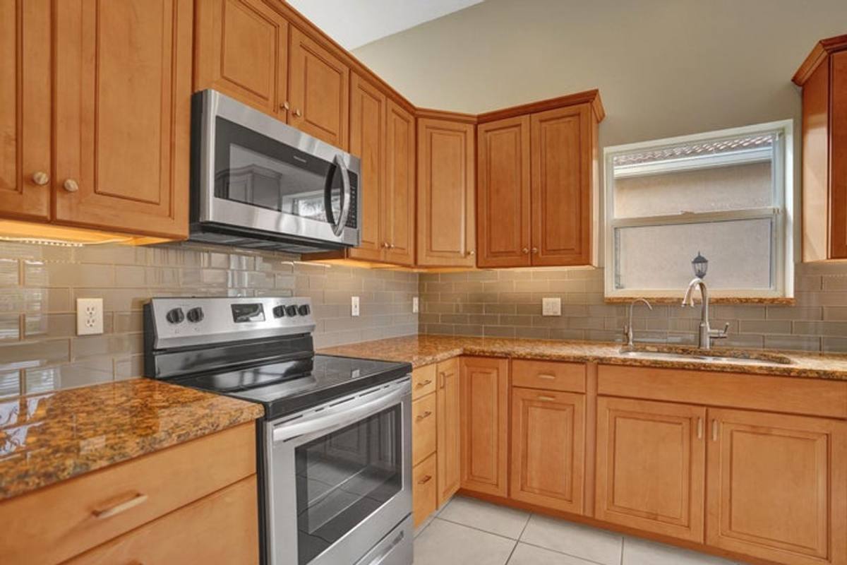 House for rent at 16658 La Mesa Dr, Delray Beach, FL 33484