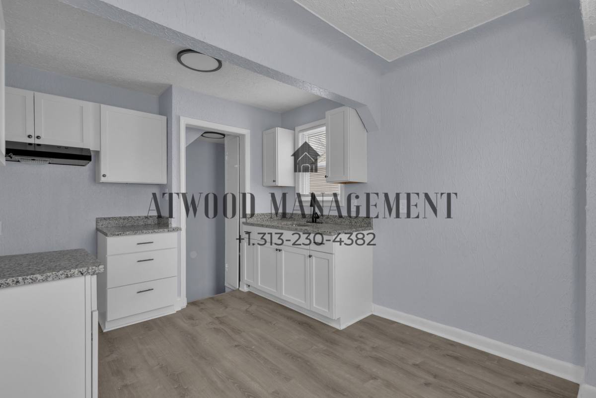 House for rent at 21451 Glenco St, Detroit, MI 48219