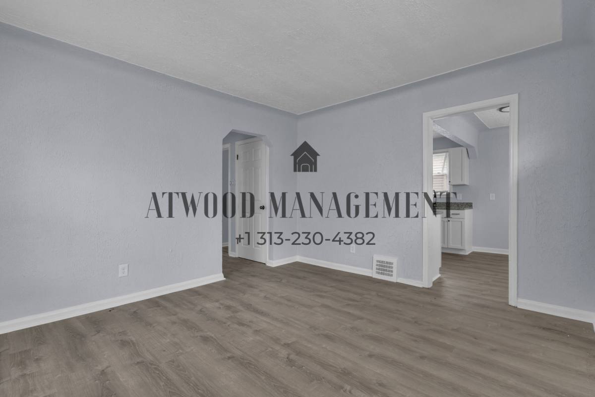 House for rent at 21451 Glenco St, Detroit, MI 48219