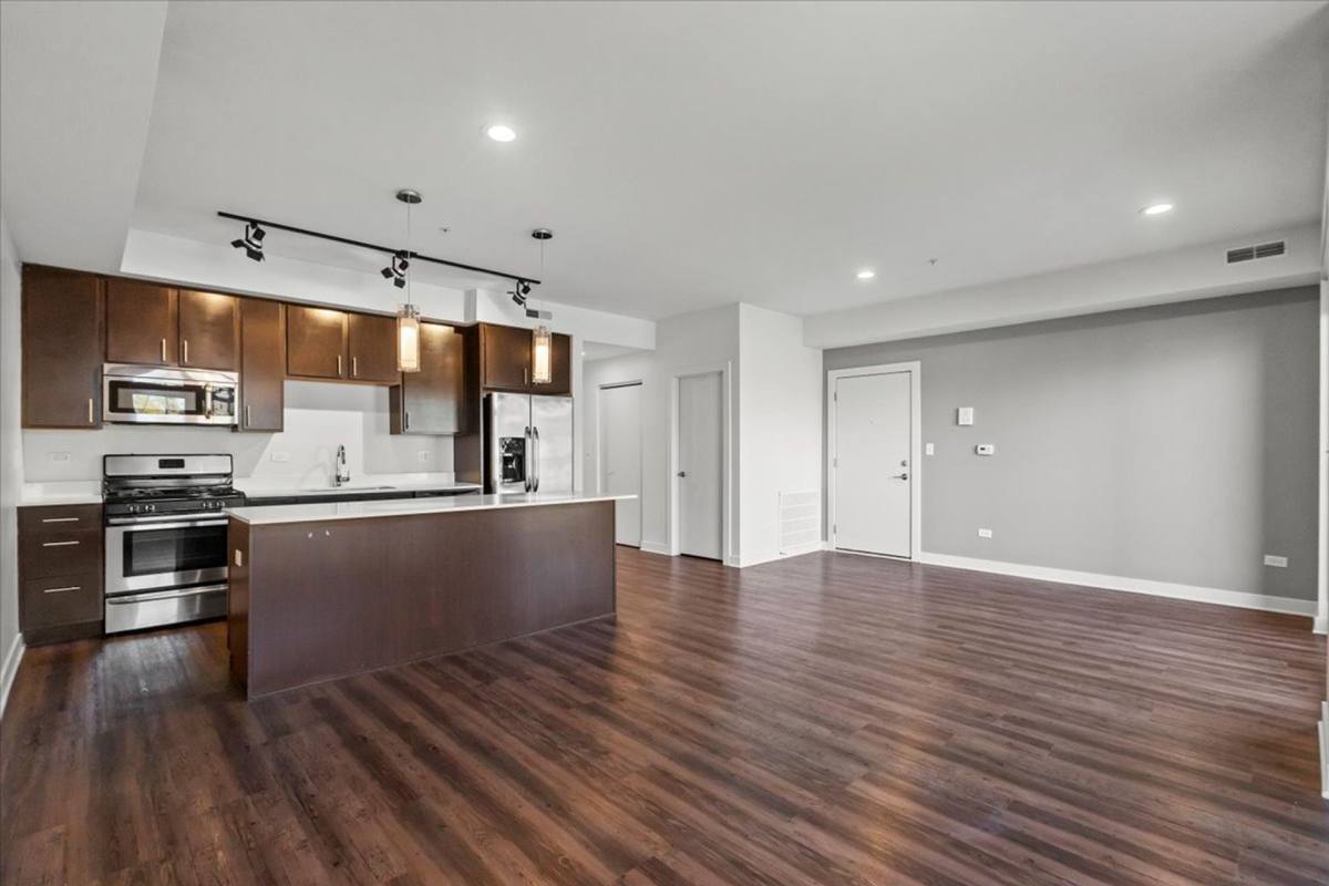 Apartment for rent at 500 N NW Highway, Park Ridge, IL 60068