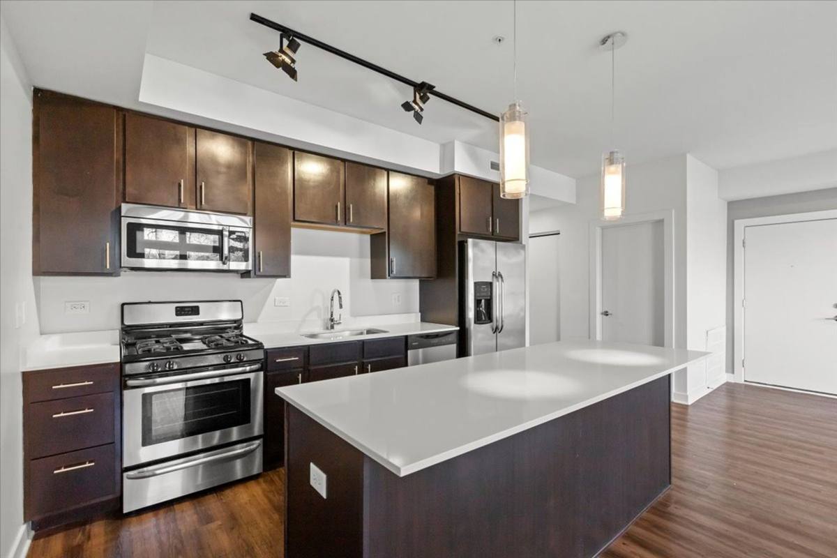 Apartment for rent at 500 N NW Highway, Park Ridge, IL 60068