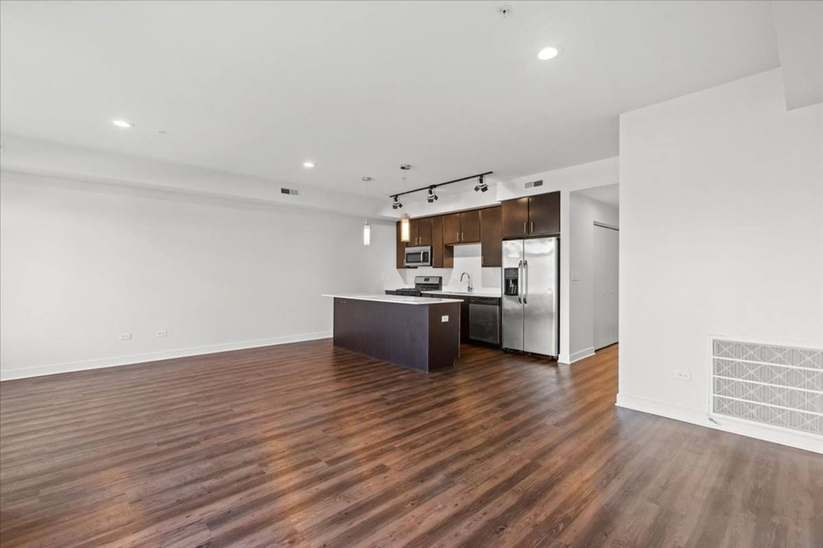 Apartment for rent at 500 N NW Highway, Park Ridge, IL 60068