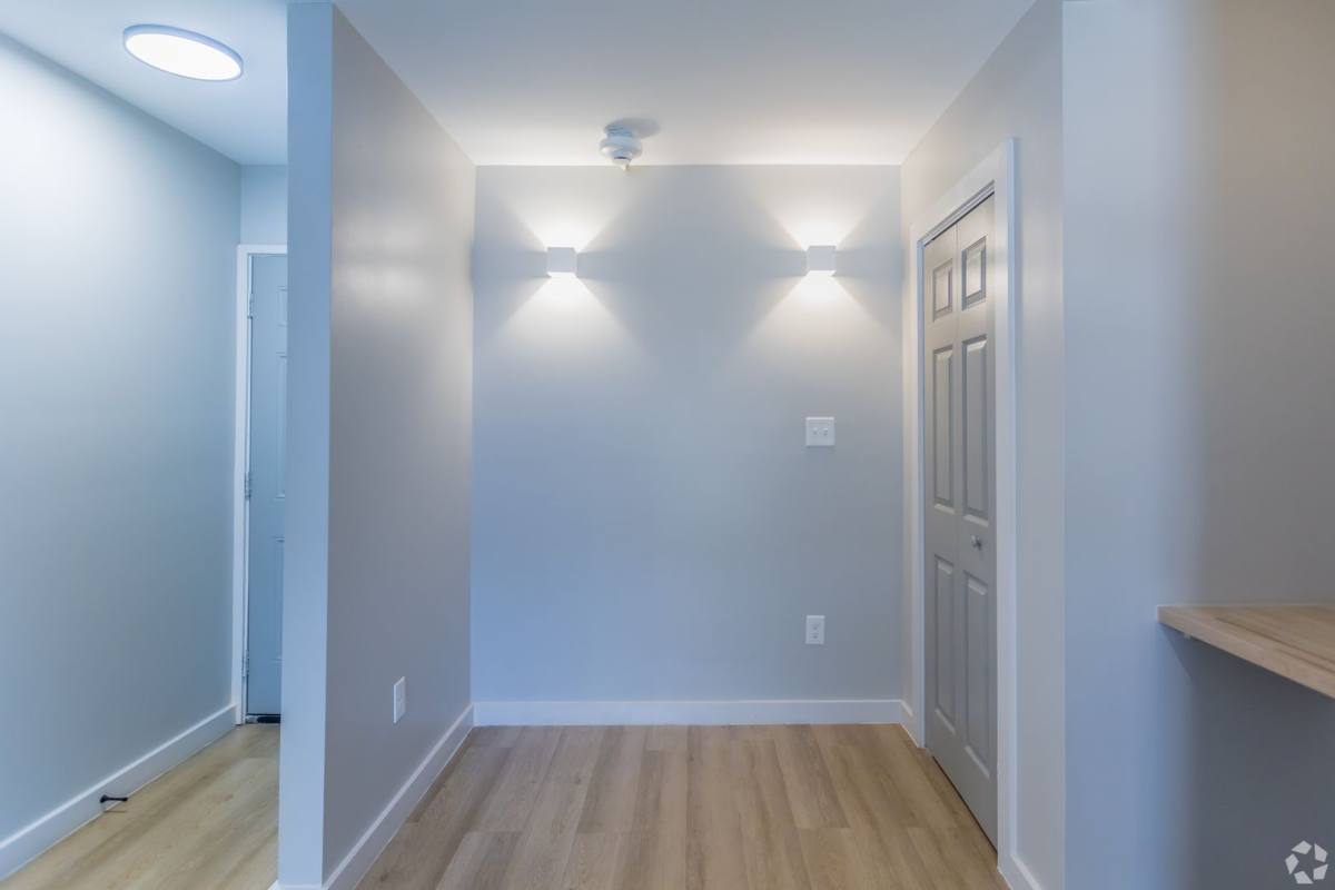 Apartment for rent at 211 Cochran St, Memphis, TN 38105