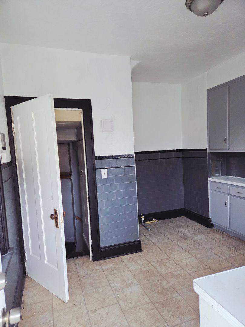 House for rent at 18101 Schenely Ave, Cleveland, OH 44119