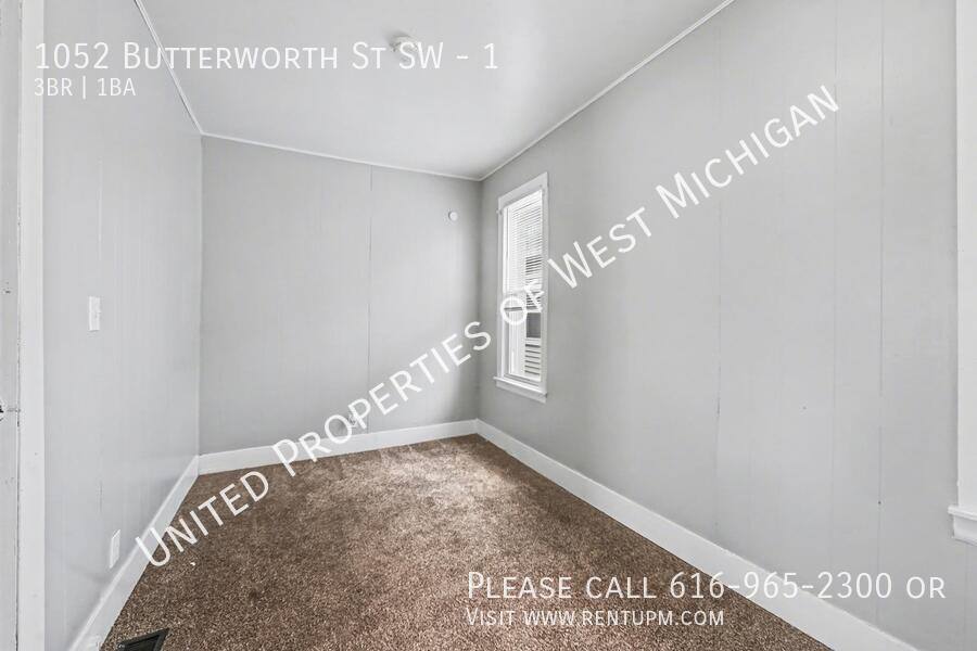 Apartment for rent at 1052 Butterworth St SW #1, Grand Rapids, MI 49504