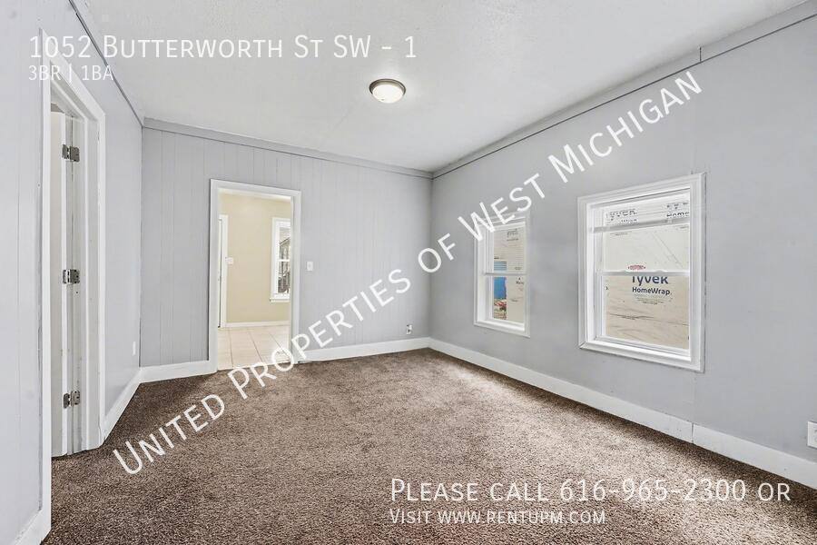 Apartment for rent at 1052 Butterworth St SW #1, Grand Rapids, MI 49504