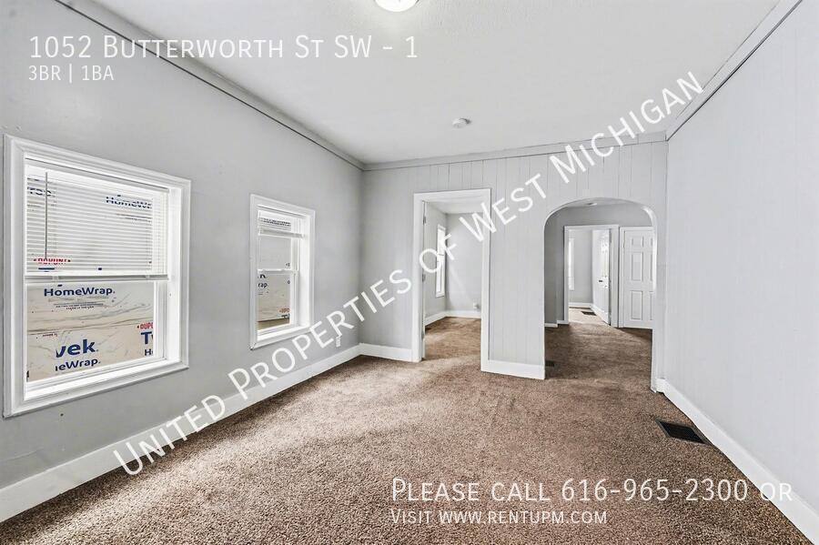 Apartment for rent at 1052 Butterworth St SW #1, Grand Rapids, MI 49504