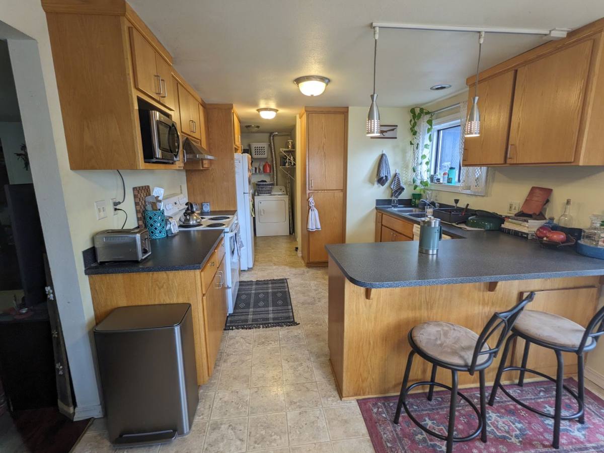 Apartment for rent at 206 Cherry St, Moscow, ID 83843