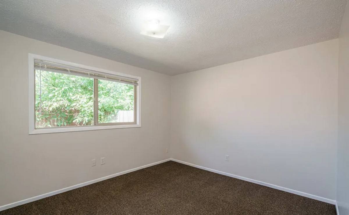 Apartment for rent at 3504 S St, Vancouver, WA 98663